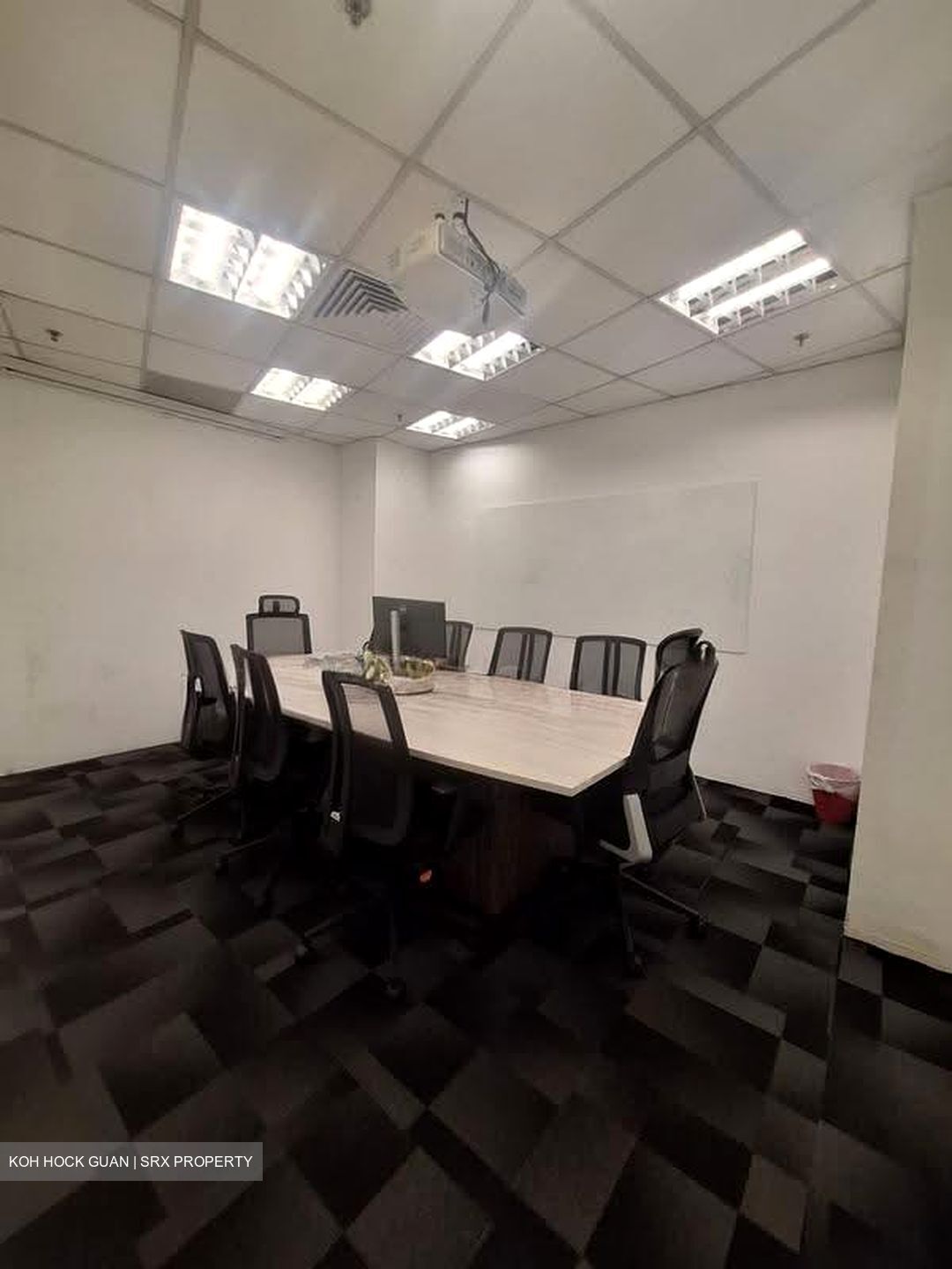 The Plaza (D7), Office #607885271